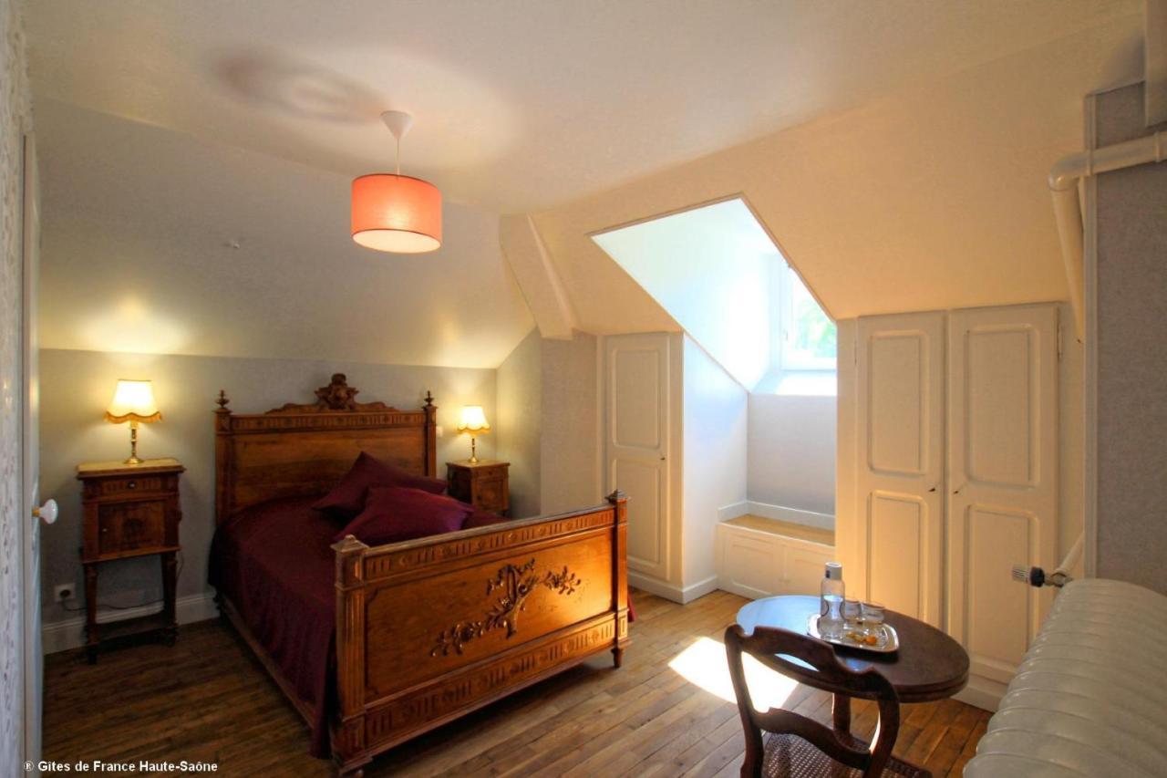 Bed and Breakfast Au Fil Du Temps Fougerolles-Saint-Valbert Exteriér fotografie
